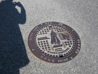 Kanaldeckel mit Wahrzeichen