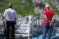 Kreuzfahrt auf dem Lysefjord-Ziegenfütterung