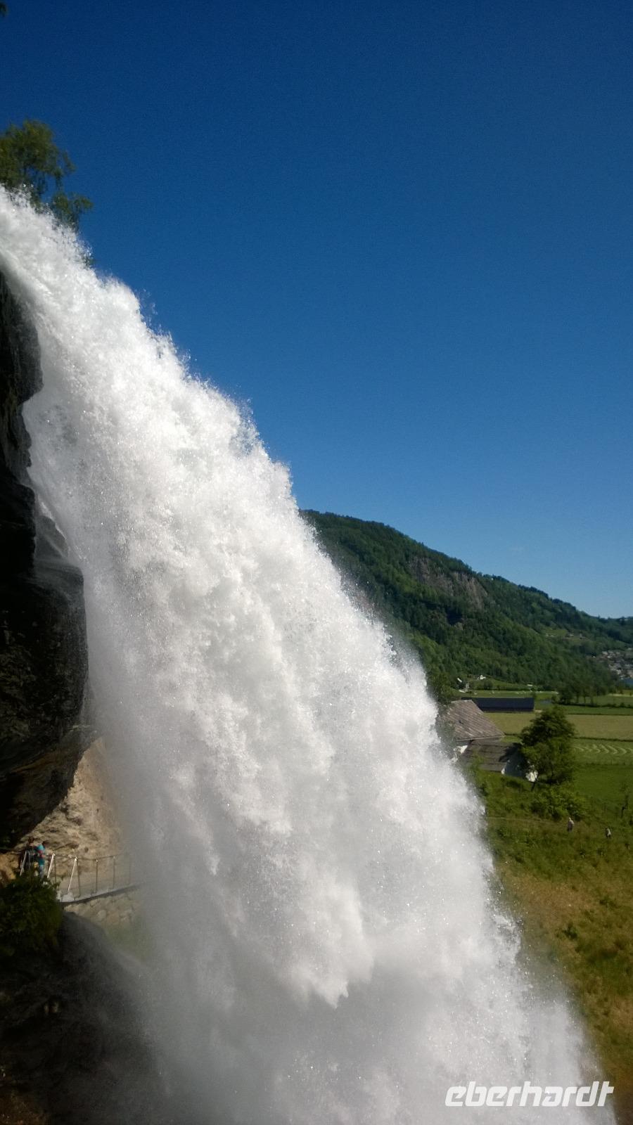 Windows Phone_20160608_023