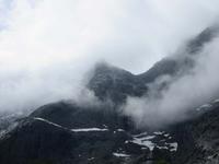 Die Trollwand verschwand im Nebel