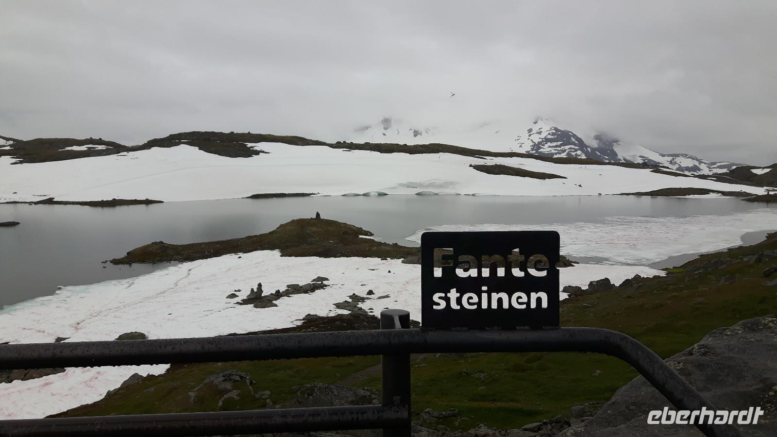 Sognefjell-Strasse (Fantesteinen - höchster Punkt auf 1.435 m ü.d.M.)