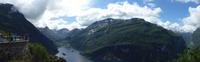 086. Blick vom Adlerkehren auf Geiranger, Norwegen, AIDAvita