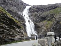 Trollstige, Stigfossen