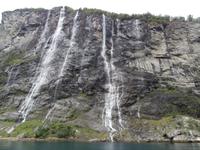 Sieben Schwestern Wasserfälle