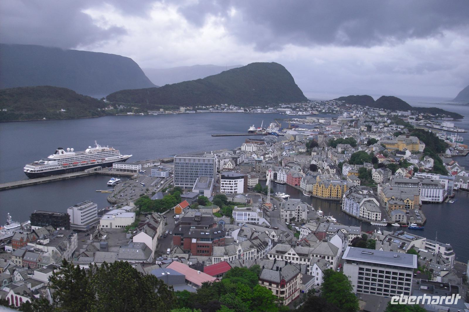 Blick vom Aksla auf Alesund