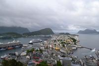 Ausblick vom Hausberg Aksla auf Alesund (2)