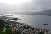 Ausblick vom Hausberg Aksla auf Alesund (8)