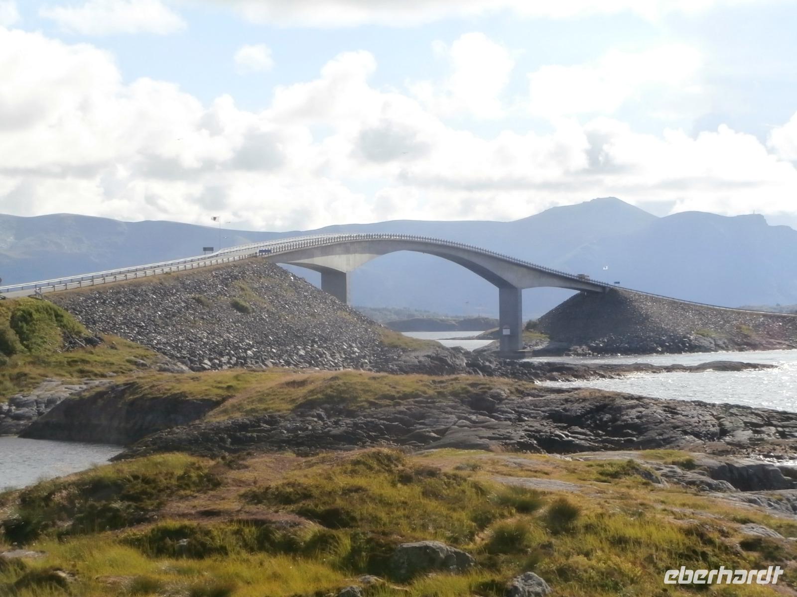 Atlanterhavsvej RV 64 Straumsundbrua