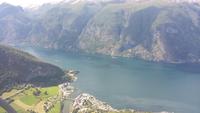 Stegasteinen Blick nach Aurland