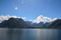 114  Blick über den Isfjord nach Andalsnes mit den Romsdaler Alpen