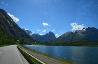 117 Einfahrt ins Romsdal mit Romsdalhorn