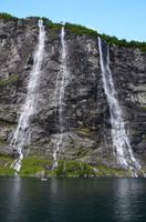 207 Fährfahrt Hellesylt - Geiranger, Sieben Schwestern