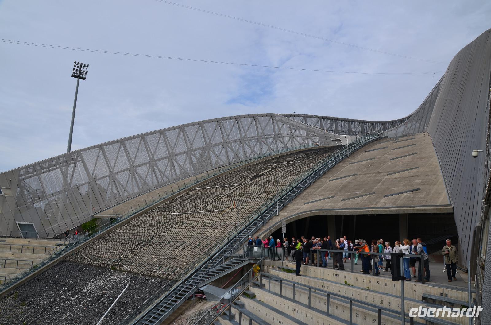 373 Oslo, Holmenkollen