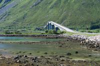 Eine der vielen Brücken auf den Lofoten