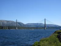 Die Helgelandsbrücke