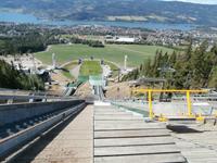 oberhalb der Schanzenanlage in Lillehammer