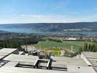 oberhalb der Schanzenanlage in Lillehammer
