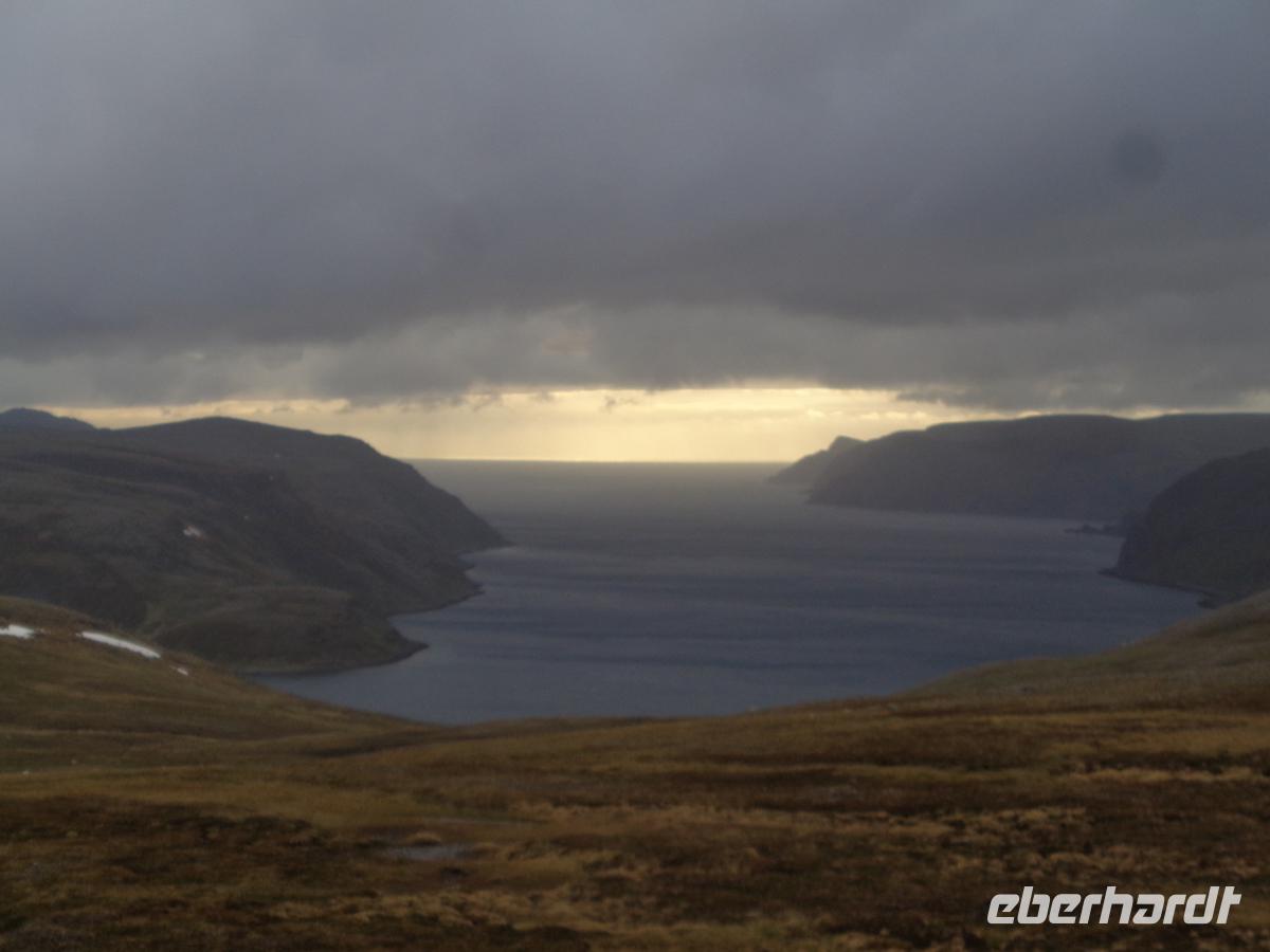  Lichtstimmung am Tufjord auf Mageröya