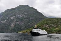 125 Hellesylt, Ankunft der Fähre