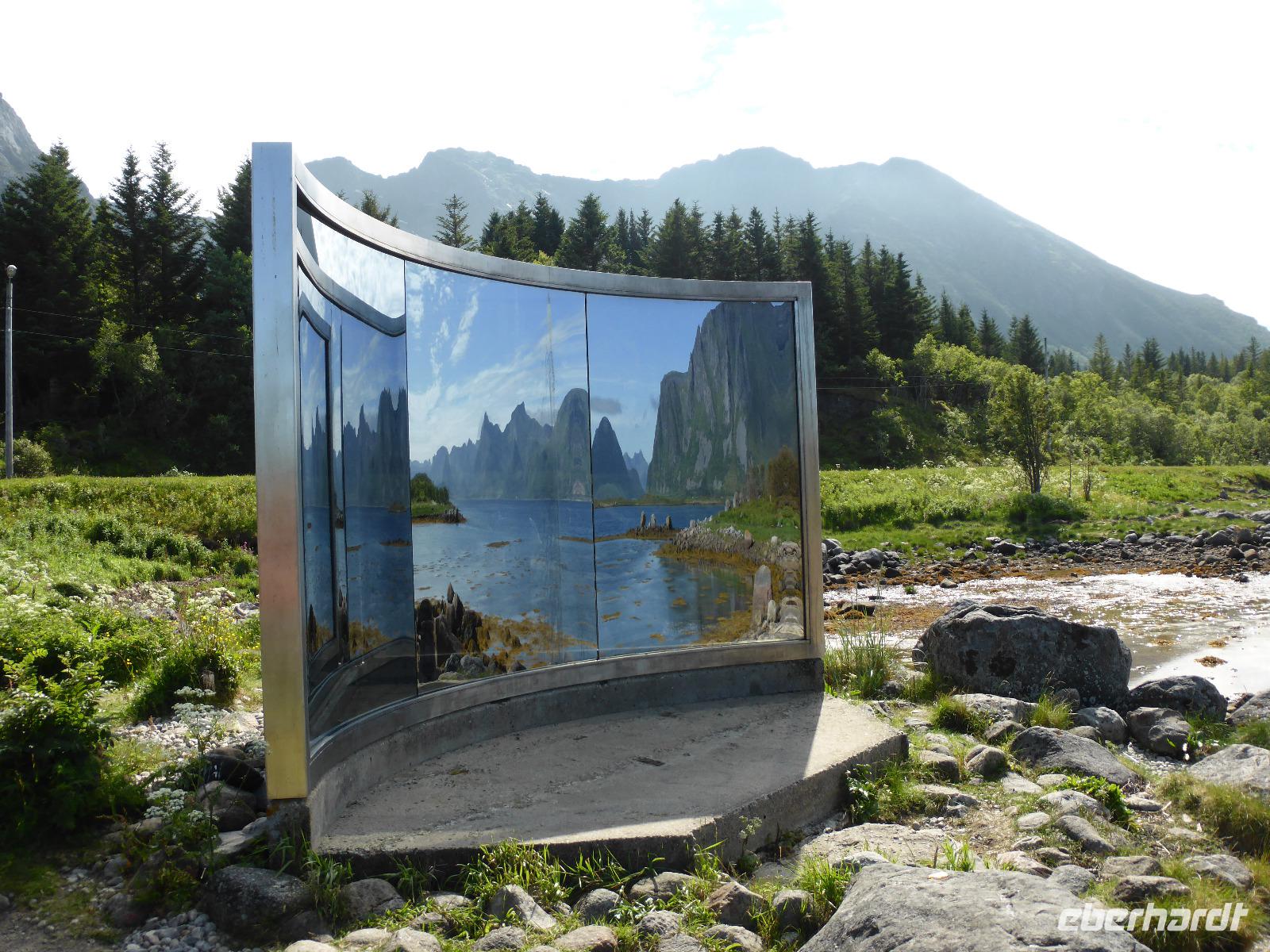 Lofoten - Dan Grahams Skulptur ohne Titel 