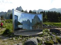 Lofoten - Dan Grahams Skulptur ohne Titel 