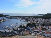 Mandal mit vorgelagertem Schärengürtel