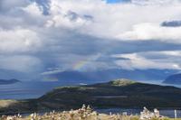 082 Blick vom Kvænangsfjell zum Regenbogen