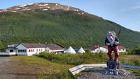 166 Oteren, Troll am Hotel Welcome Inn Lyngskroa