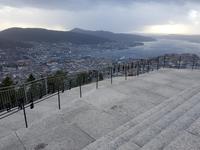 Hurtigrute, Blick vom Foyen auf Bergen