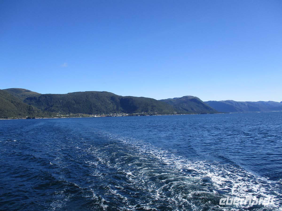 Blick auf Lavik am Sognefjord