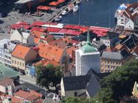 Blick auf Fischmarkt und Dom vom Flöyen in Bergen