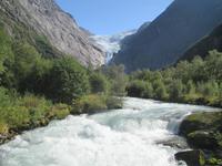 unterwegs zum Gletscher Briksdalsbreen