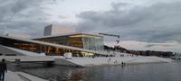 Oper in Oslo am Abend