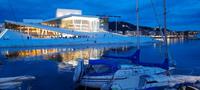 Oper in Oslo am Abend