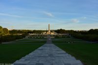 Menschenleerer Vigelandspark in Oslo - Reisen in Corona-Zeiten macht es möglich