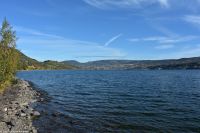 Blick über den Mjøsa-See auf Lillehammer