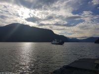 Fähre über den Norddalsfjord von Linge nach Eidsdal - Hauptfjord Storfjord, Nebenfjord Norddalsfjord