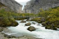 Der Briksdalsbreen - Postglaziale Landschaft unterhalb des Gletschers