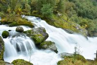 Der Briksdalsbreen - Postglaziale Landschaft unterhalb des Gletschers