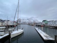 Hafen von Henningsvaer