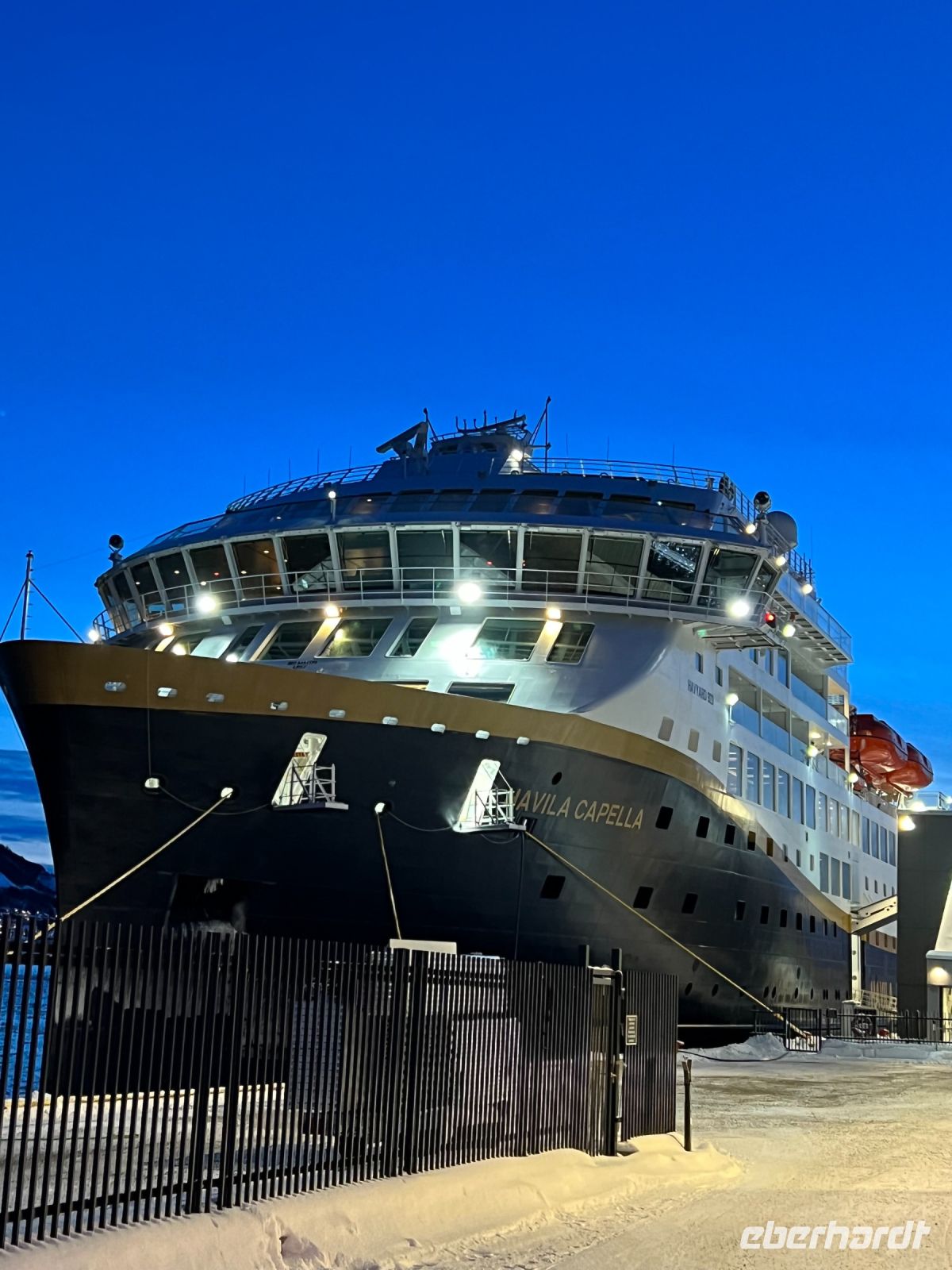 Unser Schiff die Capella hier am Hafen von Tromsö