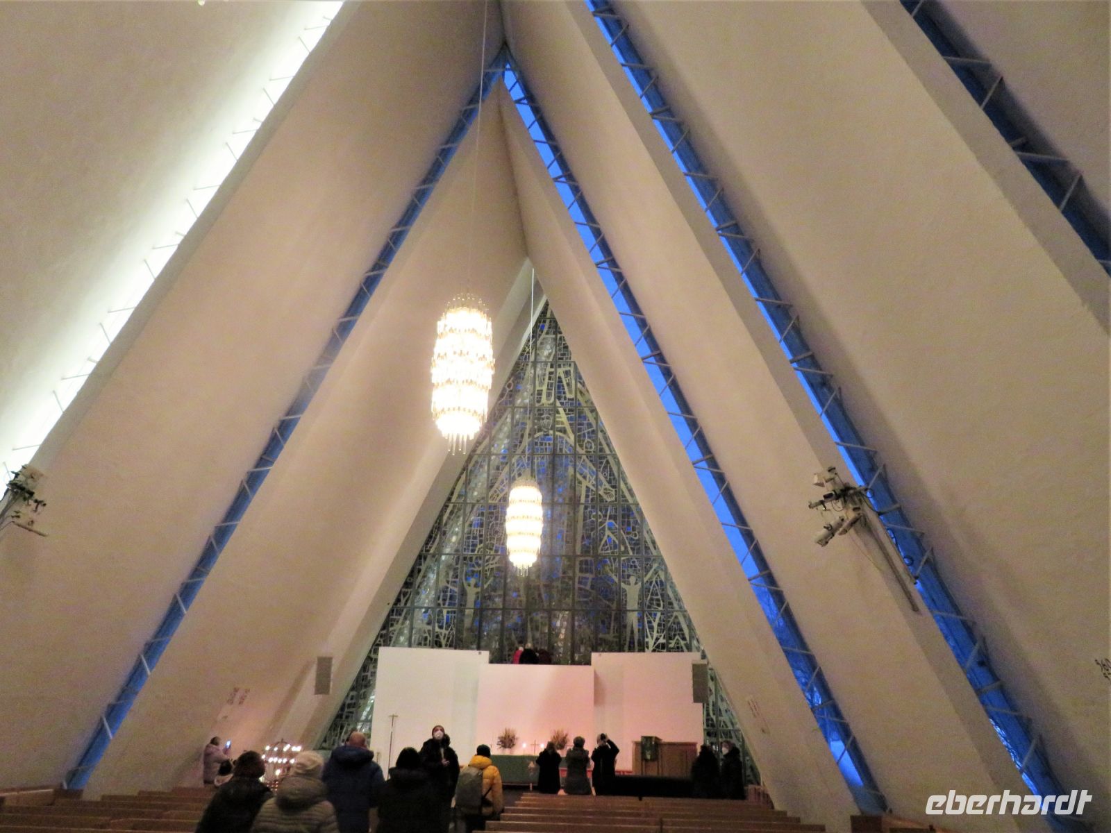 Norwegen - Tromso - Eismeerkathedrale.JPG