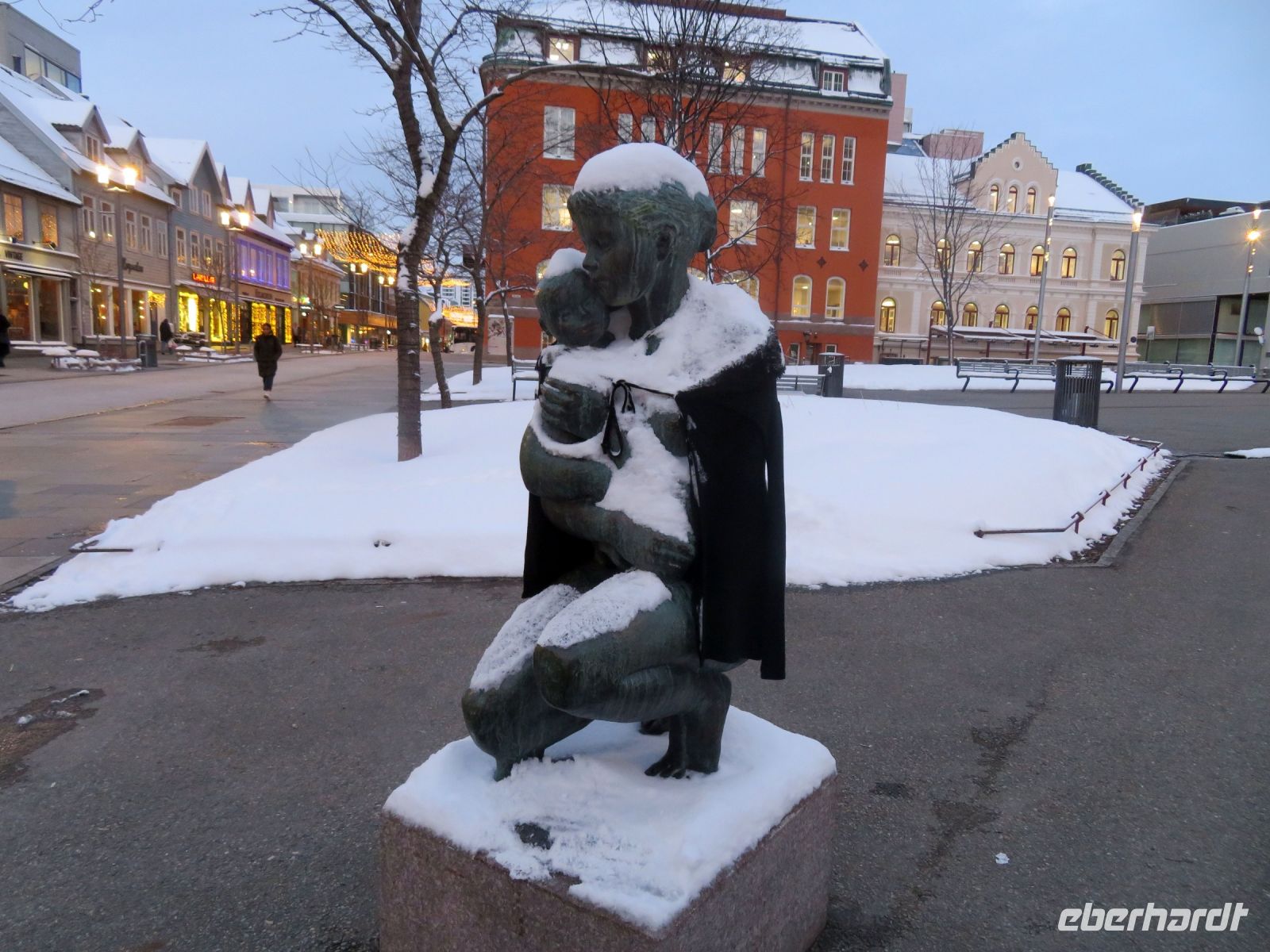 Norwegen - Tromso - Stadtbummel mit Kunst.jpg