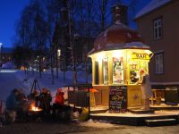 Norwegen - Tromso - kleinste Bar.jpg