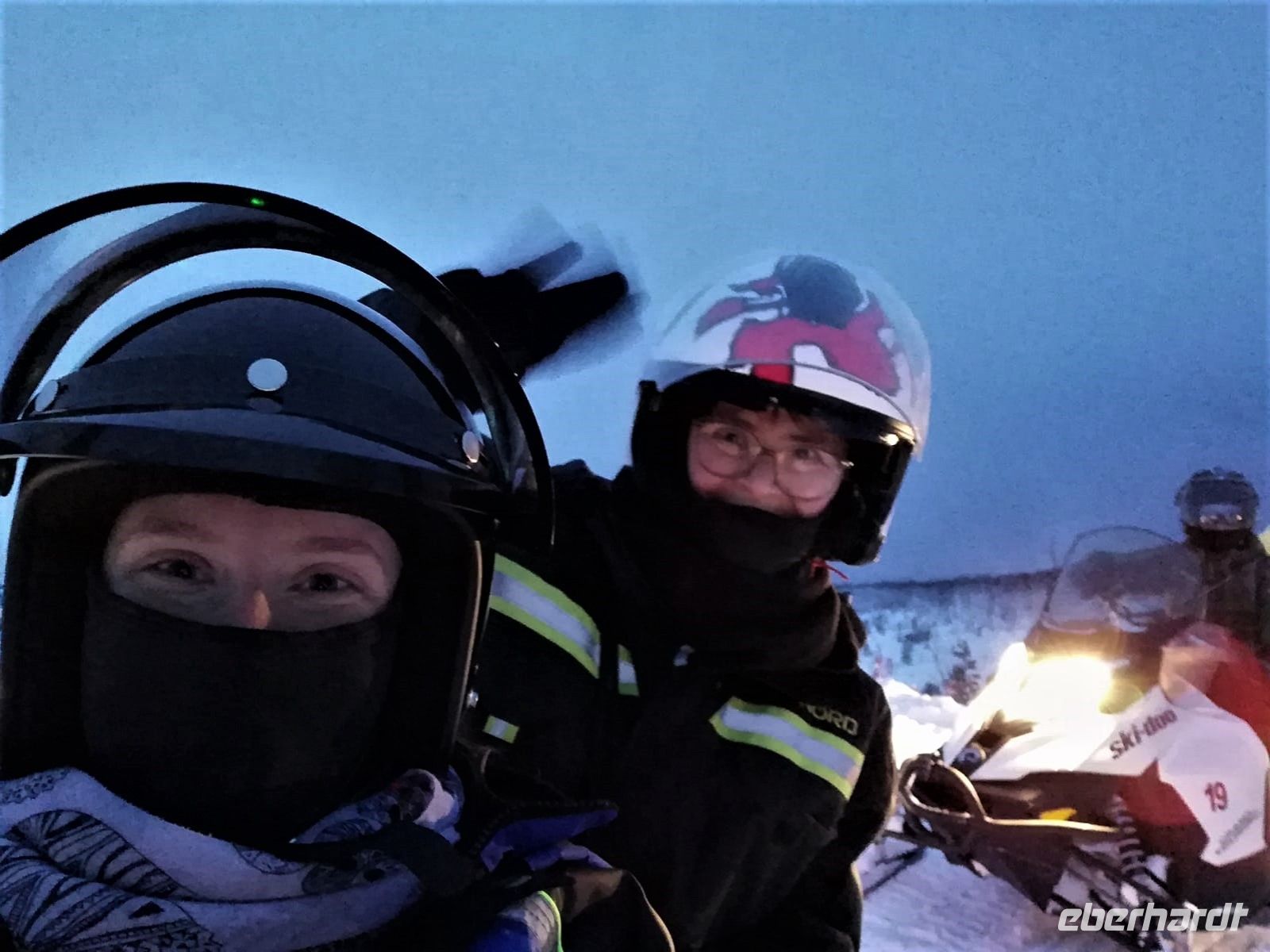 Norwegen -Motorschlitten Fahrt - Best Driver Manja - Dream Team.JPG