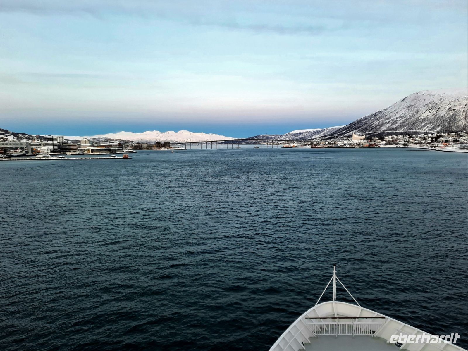 Norwegen - Blick auf Tromso vom Schiff.jpg