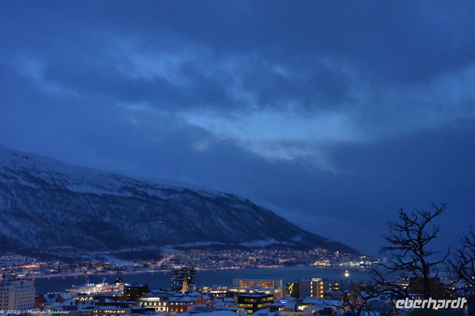 Winterlicher, arktischer Nachmittag in Tromsø