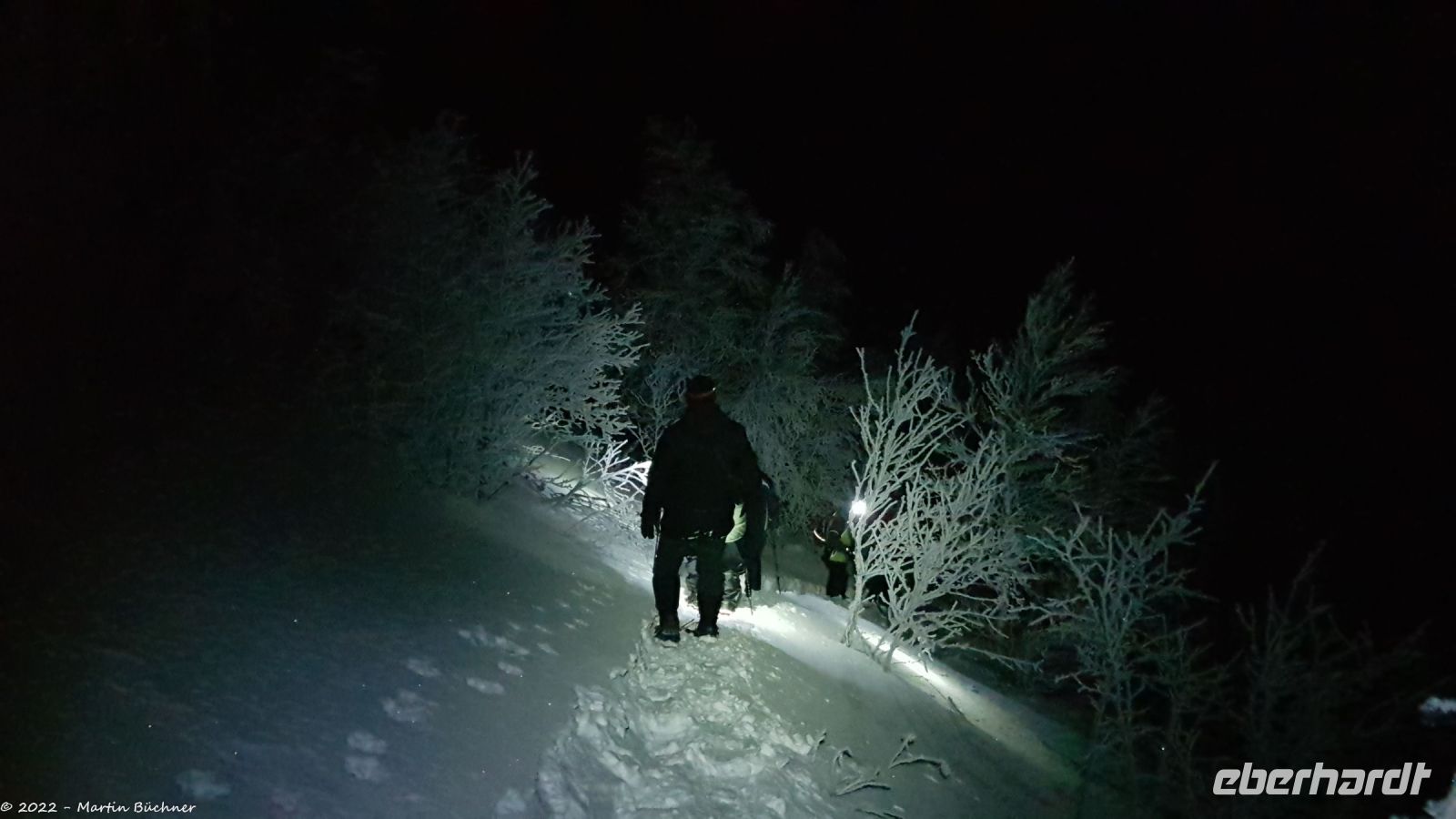 Schneeschuhwandern - Snowshoe Hike - um den Luosssavaara - spannender Abstieg