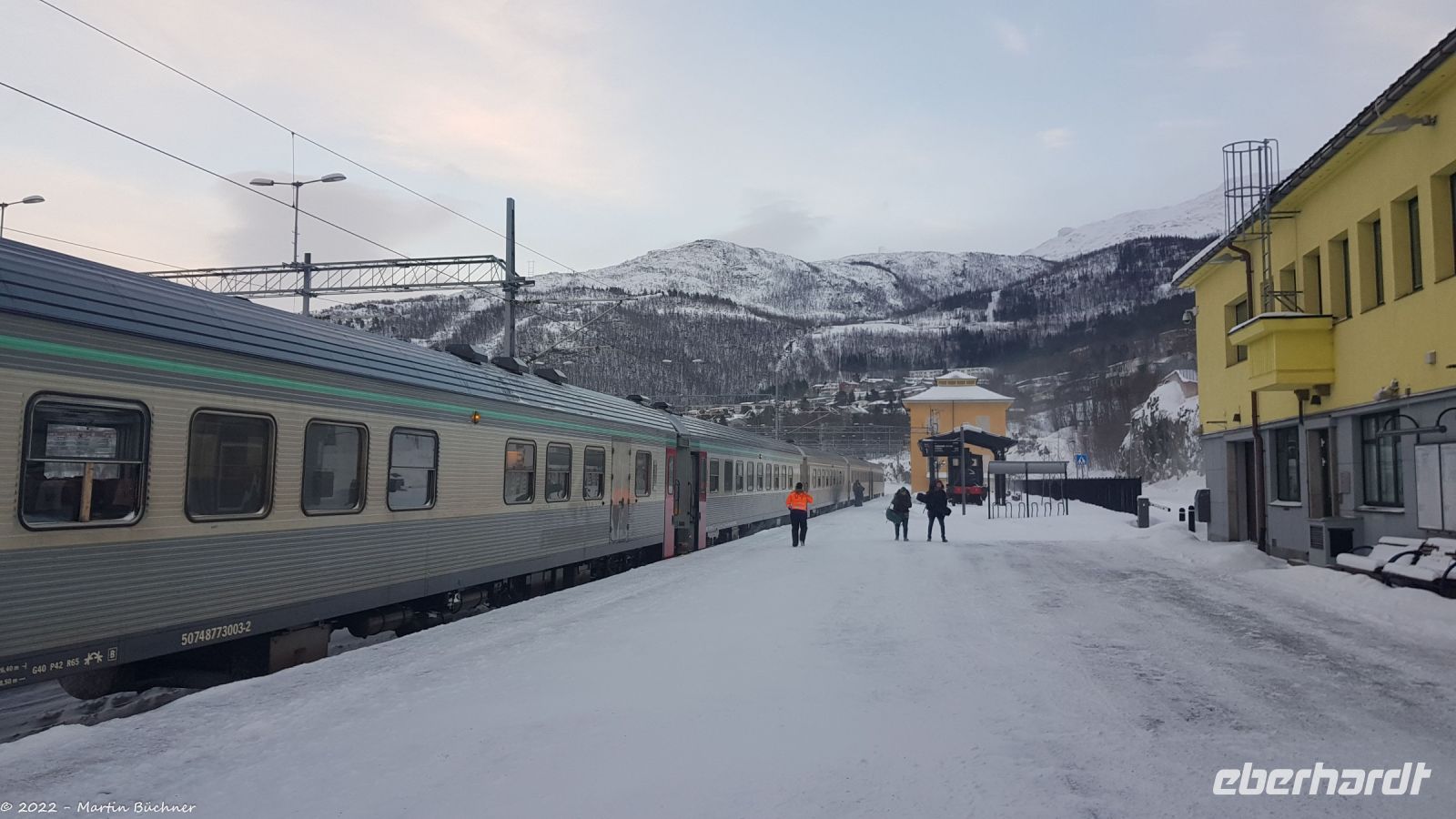 Arctic Express - von Kiruna nach Narvik - Ankunft im Bahnhof Narvik