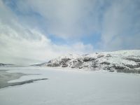 Kirkenes - Fahrt über den Grenzfluss Pasvikelva